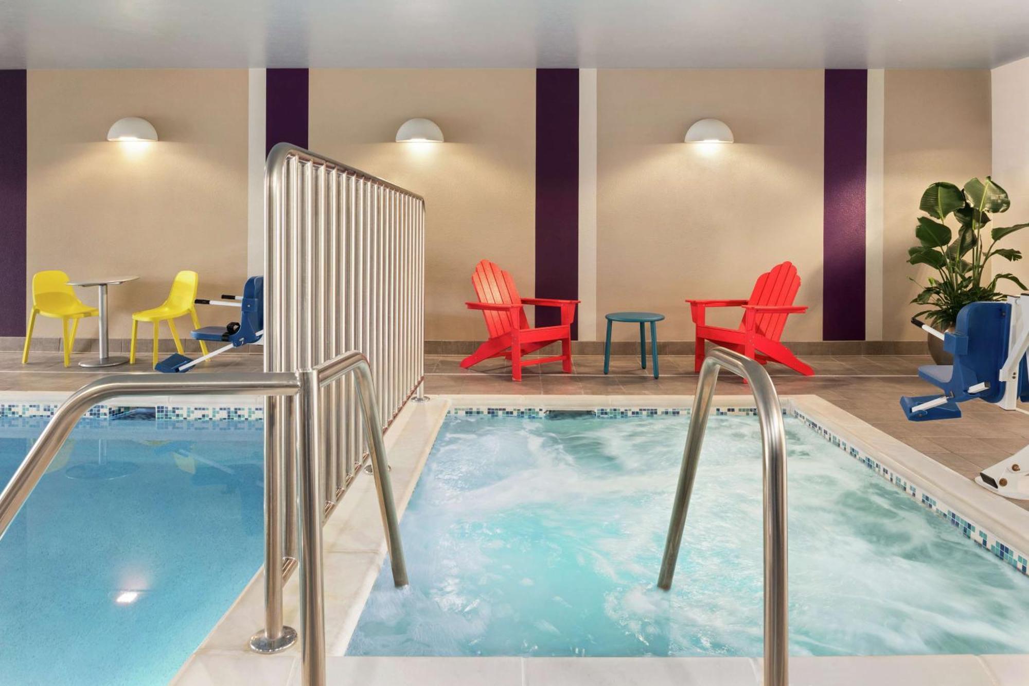 Home2 Suites By Hilton Bismarck Buitenkant foto