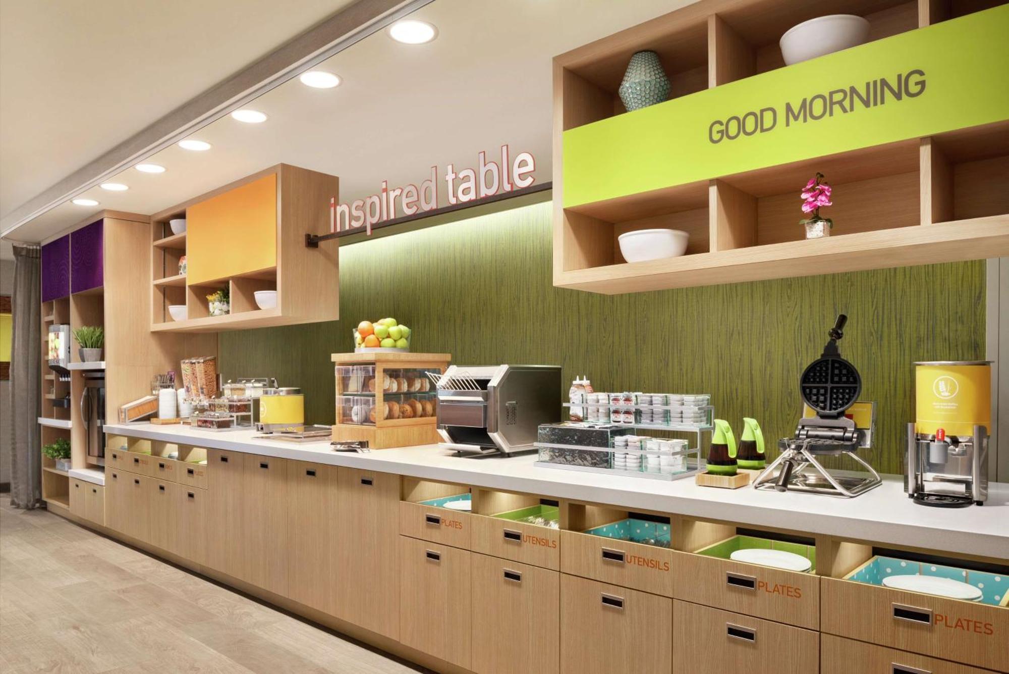 Home2 Suites By Hilton Bismarck Buitenkant foto